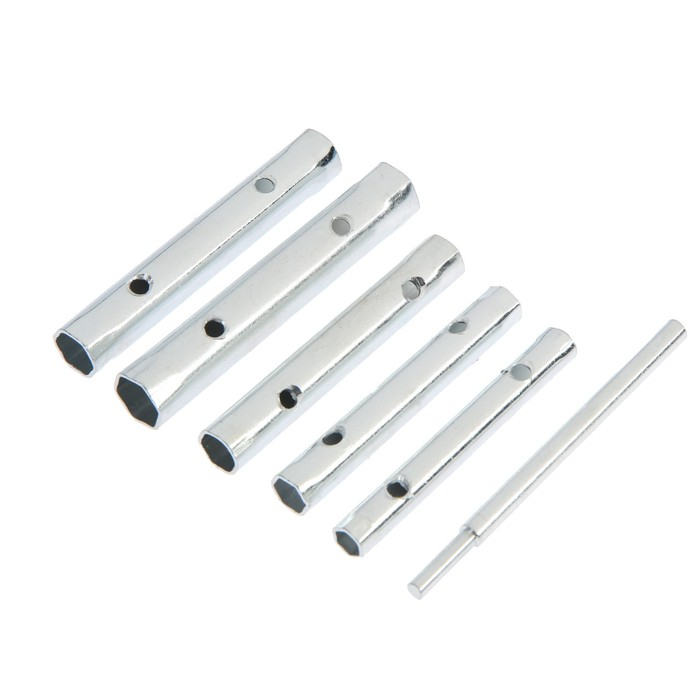 Набор ключей торцевых трубчатых ТУНДРА, оцинкованные, 8 - 17 мм, вороток, 6 предметов Набор ключей торцевых трубчатых ТУНДРА, оцинкованные, 8 - 17 мм, вороток, 6 предметов