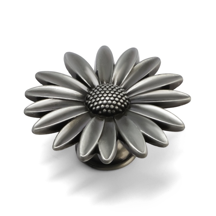 Ручка-кнопка CAPPIO PRO Ручка-кнопка CAPPIO PRO "Ромашка" 52 x 52 мм, цвет стар. серебро