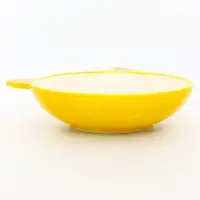 Миска &laquo;Кошачья мордочка&raquo;, 200 мл, 16&times;4&times;6.5 см, керамика, желтая, белая