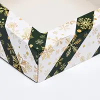 Коробка подарочная новогодняя складная с окном «Снежинка», 15×15×4 см
