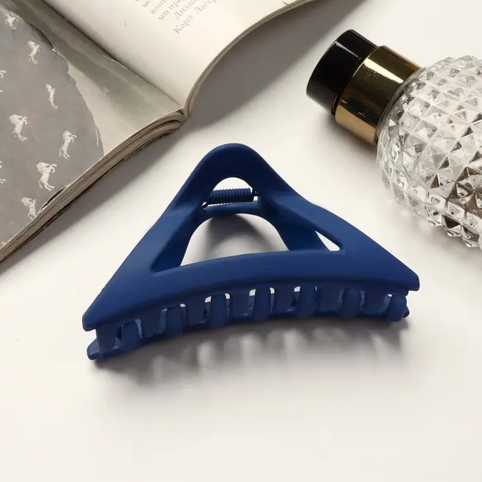 Крабик для волос «Леона», уголок классика матовый, 10 см, МИКС