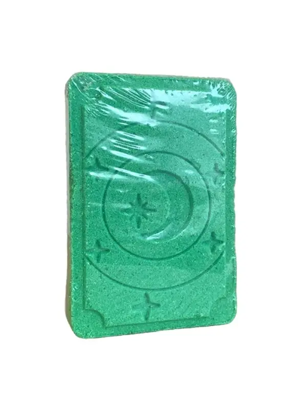 Бомбочка для ванн с картой-предсказанием Бомбочка для ванн с картой-предсказанием "LUNAR ORACLE", 130 г