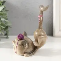 Фигурка полистоун лак &laquo;Кошечка играет с клубком&raquo;, 9.5&times;8&times;12.5 см