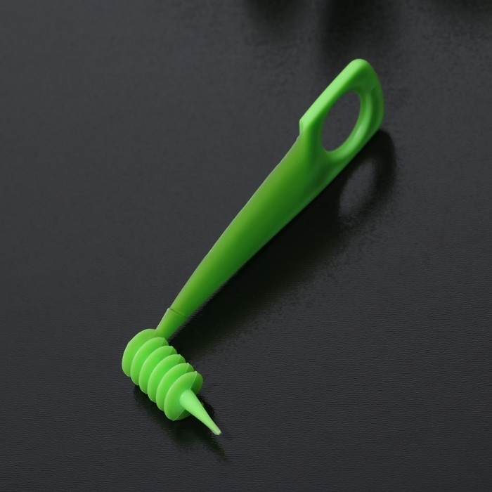 Овощерезка спиралью Доляна «Буратино», 10,5 см, цвет МИКС Овощерезка спиралью Доляна «Буратино», 10,5 см, цвет МИКС