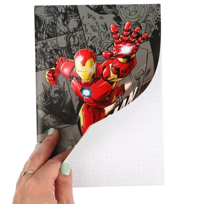 Блокнот А5, 40 листов, на скрепке, в точку, УФ-лак, Железный человек, &laquo;Мстители&raquo;
