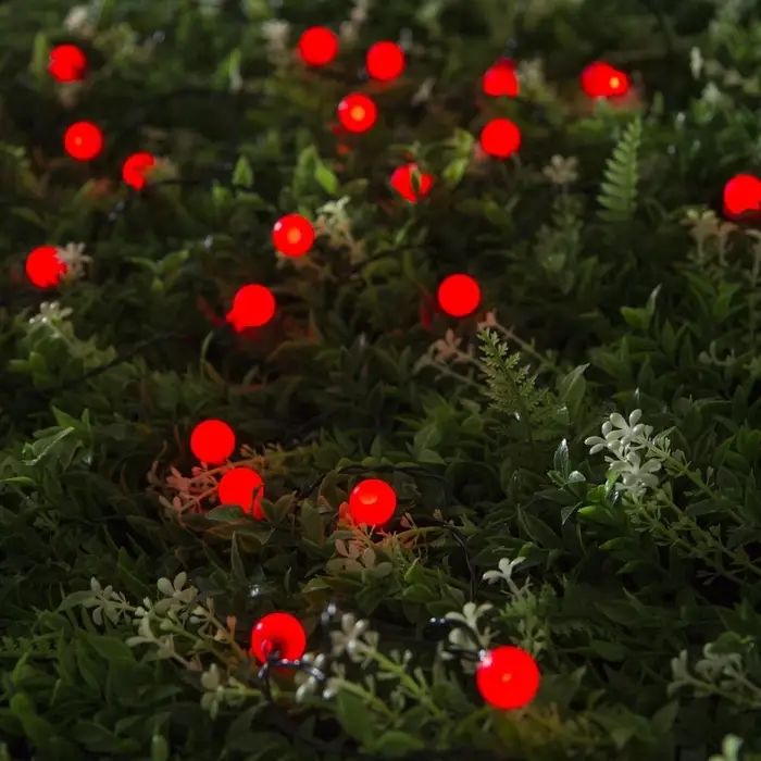 Гирлянда &laquo;Нить&raquo;, 4.5 м, с насадками в виде шариков, IP44, 30 LED, 2 режима, солнечная батарея, тёмная нить, свечение красное