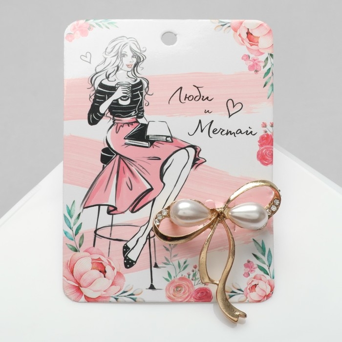 Брошь «Бантик» с жемчужинками, цвет белый в золоте Брошь «Бантик» с жемчужинками, цвет белый в золоте