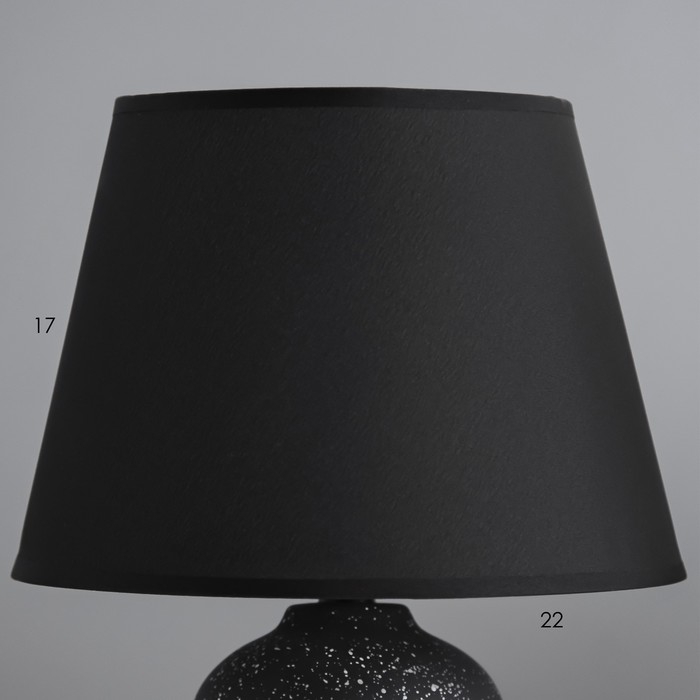 Настольная лампа Настольная лампа "Мирель" Е14 40Вт черный 22,5х22,5х34 см RISALUX