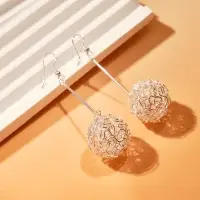 Серьги висячие &laquo;Шарик&raquo;, переплетение, цвет светлое серебро, 6.5 см