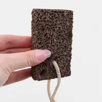 Натуральная пемза для педикюра, с подвесом, 10×6 см, в пакете, коричневый