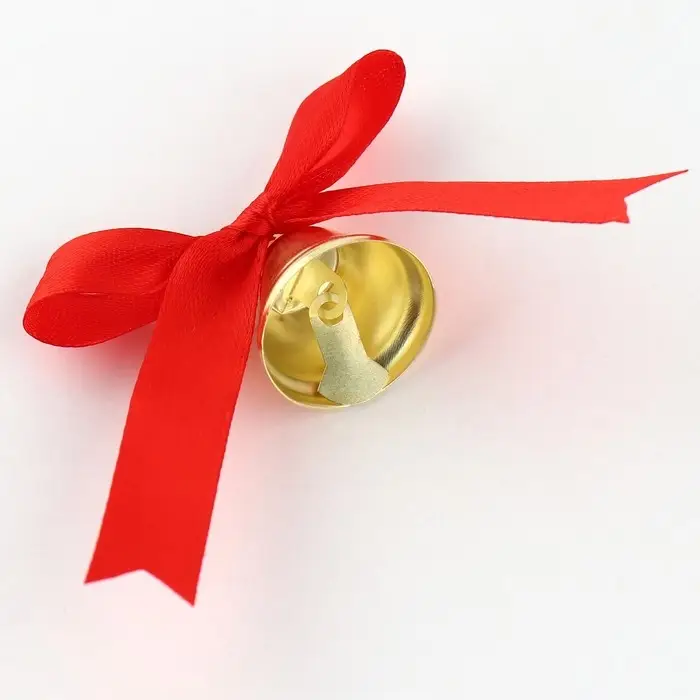 Колокольчик на булавке с бантом на Выпускной, красный, d = 2,6 см Колокольчик на булавке с бантом на Выпускной, красный, d = 2,6 см