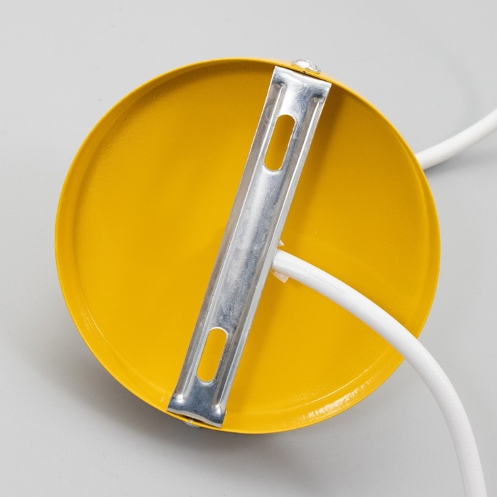 Светильник BayerLux Подвес Светильник BayerLux Подвес "Треугольник" 1x40Вт E27 желтый 16х16х18-116 см