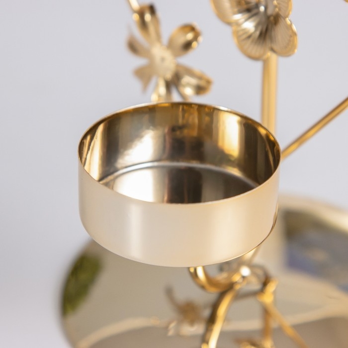 Подсвечник на 1 свечу металл d=4 см "Весенние цветы" золото 7,7х11,8х12,5 см