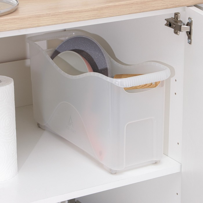 Контейнер для хранения хозяйственный на колёсиках, 10 л, 46×16×23,5 см, прозрачный Контейнер для хранения хозяйственный на колёсиках, 10 л, 46×16×23,5 см, прозрачный