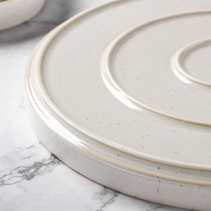 Тарелка подстановочная фарфоровая Magistro Urban, d=27,5 см, цвет белый в крапинку Тарелка подстановочная фарфоровая Magistro Urban, d=27,5 см, цвет белый в крапинку