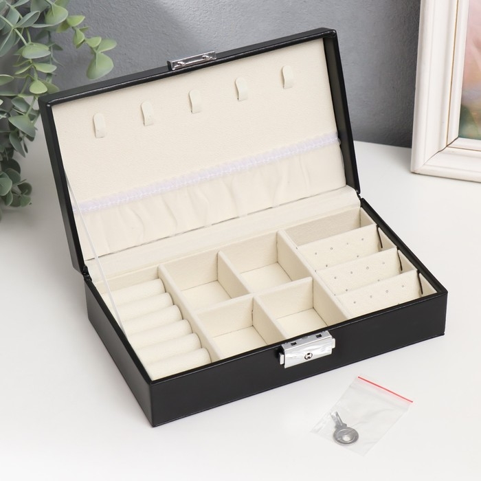 Шкатулка кожзам для украшений  Шкатулка кожзам для украшений "Чёрная матовая" 6,5х12,6х21 см