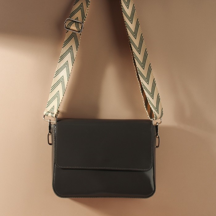 Ручка для сумки «Стрелки тройные», с карабинами, 139 ± 3 × 3,8 см, цвет белый/серый Ручка для сумки «Стрелки тройные», с карабинами, 139 ± 3 × 3,8 см, цвет белый/серый