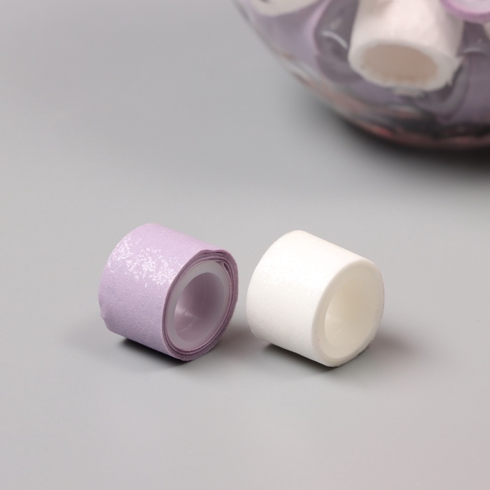 Клейкая лента пластик в банке  Клейкая лента пластик в банке "Белый и сирень" н-р 40 шт 1,2 см, дл. 0,9 м 7х7х9 см