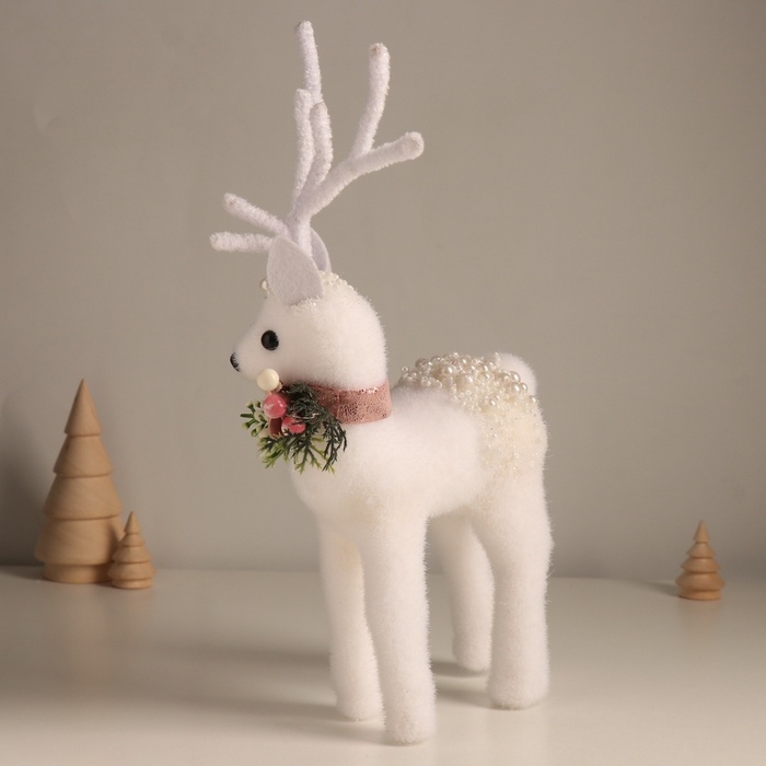 Декор Декор "Белый олень в бусинках" 29х16х8 см