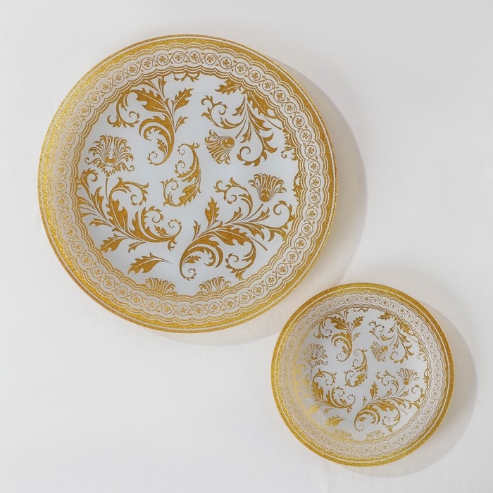 Набор столовый «Растительный узор», 7 предметов: d=30 см - 1 шт, d=18 см - 6 шт, цвет белый с золотым Набор столовый «Растительный узор», 7 предметов: d=30 см - 1 шт, d=18 см - 6 шт, цвет белый с золотым