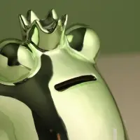 Копилка для денег &laquo;Зелёная лягушка: Где мой принц?&raquo;, керамика, 12&times;10.5&times;15 см