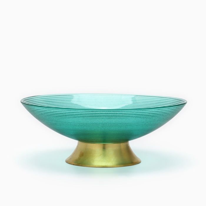 Блюдо сервировочное «Фьюжн» на металлической ножке, 24,5 х 24,5 х 9 см Блюдо сервировочное «Фьюжн» на металлической ножке, 24,5 х 24,5 х 9 см