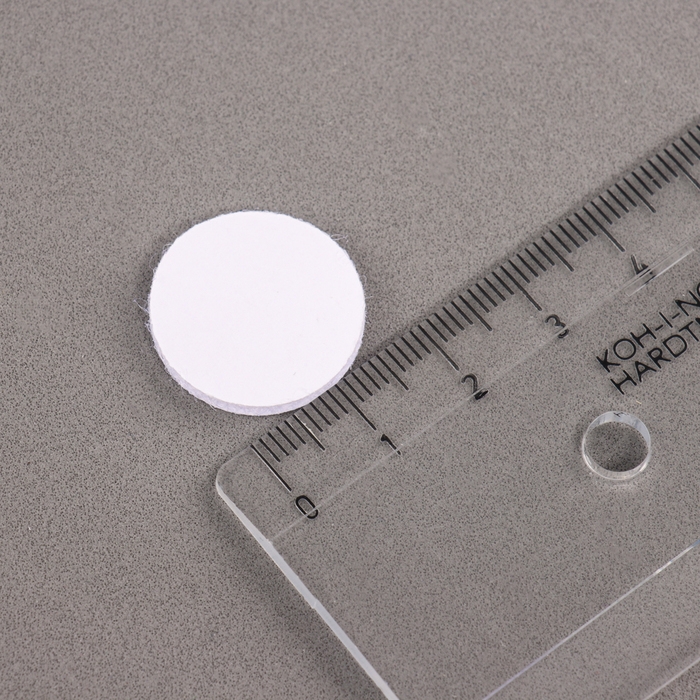 Липучка на клеевой основе «Круг», набор 30 шт., размер 1 шт: 2 см Липучка на клеевой основе «Круг», набор 30 шт., размер 1 шт: 2 см