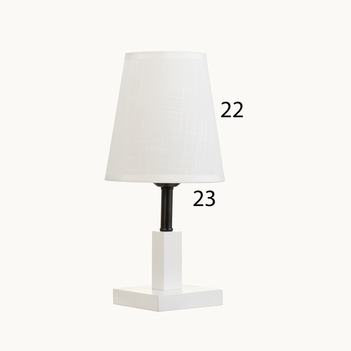 Лампа настольная Лампа настольная "Колд" 1х40Вт Е27 белый 16х16х34см