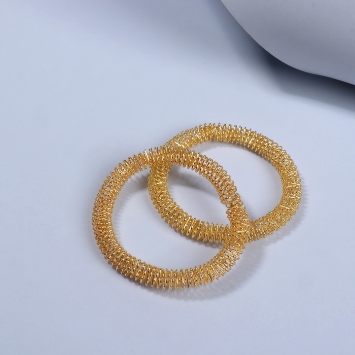 Массажёры для рук, d = 5,5 × 0,8 см, набор - 2 шт, цвет золотистый Массажёры для рук, d = 5,5 × 0,8 см, набор - 2 шт, цвет золотистый