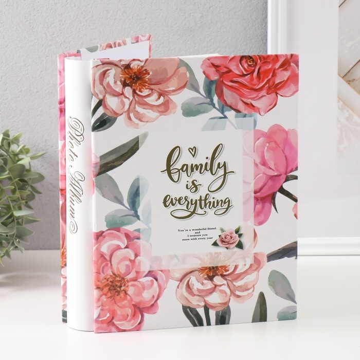 Фотоальбом на 100 фото 10х15 см  Фотоальбом на 100 фото 10х15 см "Нарисованные цветы" в коробке МИКС 5,7х20.5х26 см