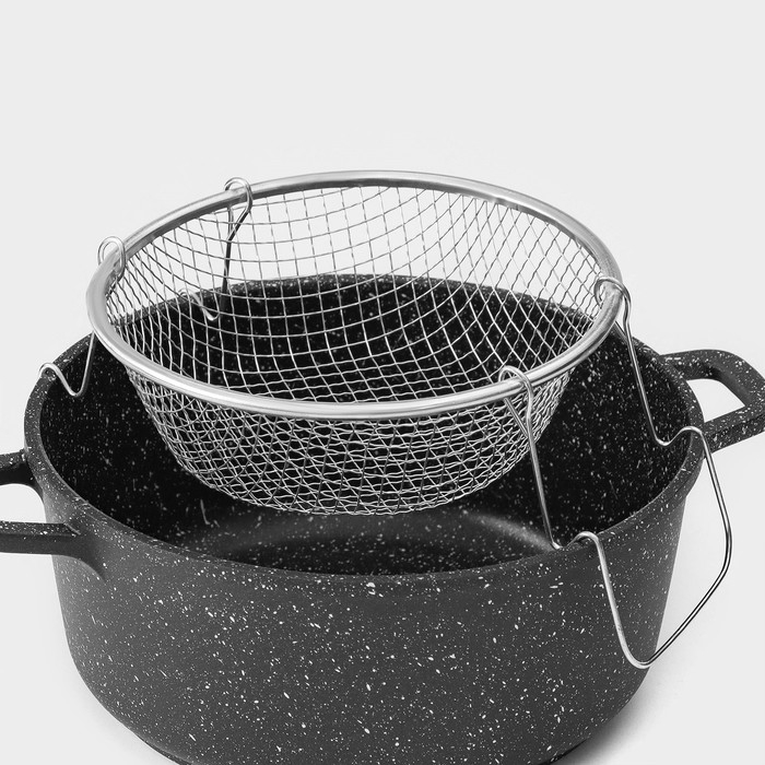 Фритюрница Доляна, d=18 см, цвет серебристый Фритюрница Доляна, d=18 см, цвет серебристый