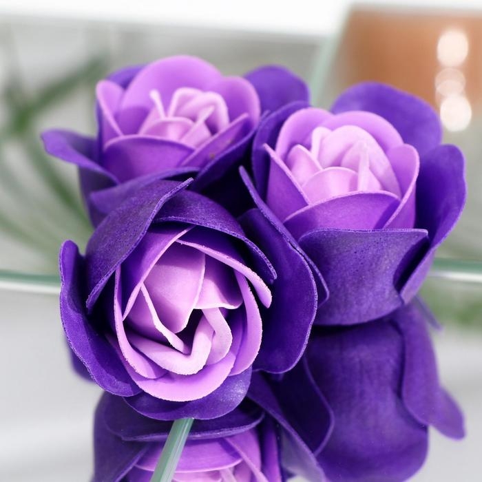 Мыльные розочки, фиолетово-белые, набор 24 шт. Мыльные розочки, фиолетово-белые, набор 24 шт.