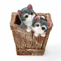 Декоративное кашпо для цветов &laquo;Ящик с котятами&raquo;, 1.3 л, 16&times;18&times;20 см, полистоун