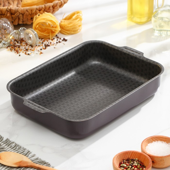 Противень «Хозяюшка», 23×30 см, h= 6 см, металлическая крышка, антипригарное покрытие, цвет бордовый Противень «Хозяюшка», 23×30 см, h= 6 см, металлическая крышка, антипригарное покрытие, цвет бордовый