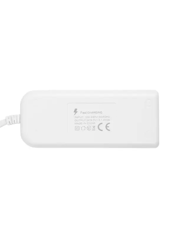 Зарядное устройство USB, 4 порта, с встроенными кабелями Type-C и Lightning, провод 1 м, белый