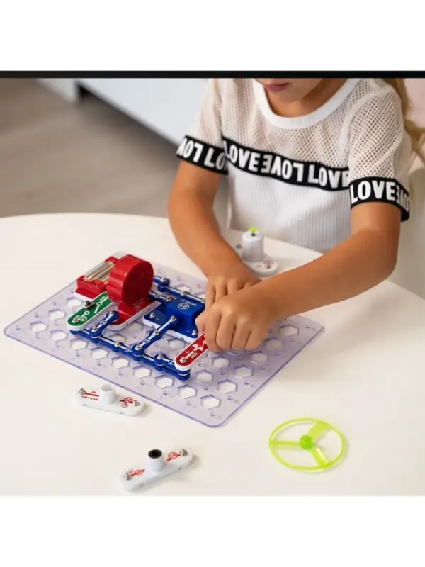 Конструктор электронный &laquo;Эврики&raquo;, 335 схем, 31 элемент, работает от батареек