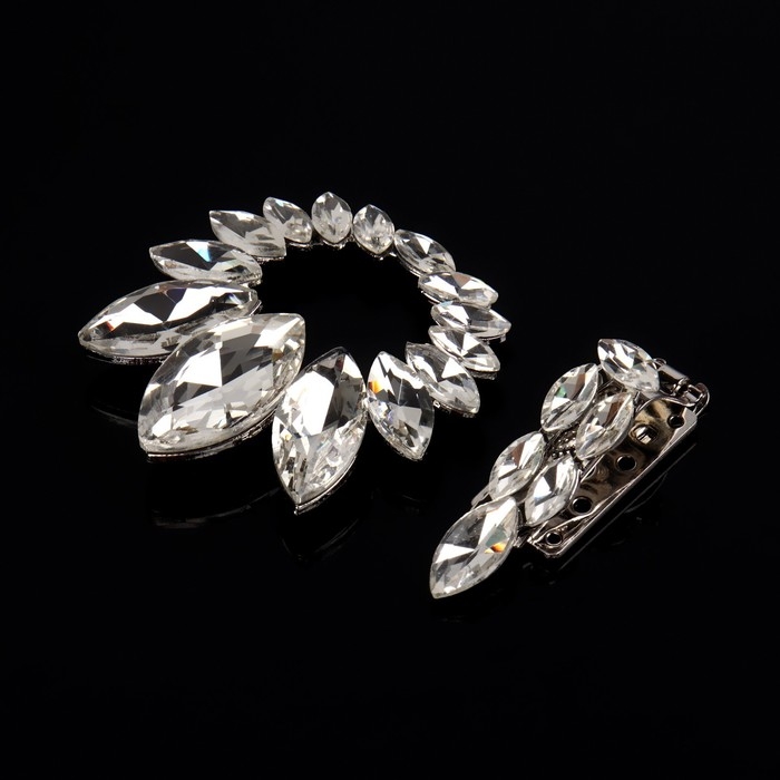 Декоративная застёжка, 9,6 × 6 см, цвет серебряный Декоративная застёжка, 9,6 × 6 см, цвет серебряный