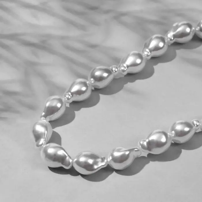 Бусины пластиковые на нити &laquo;Жемчуг&raquo;, 14&times;10 мм, набор 90 шт., цвет белый