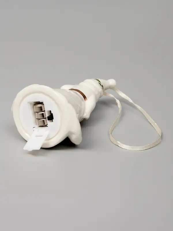 Светодиодная подвеска &laquo;Дед Мороз в белом&raquo;, 10.8&times;6.4&times;5 см, 1 LED, от батареек LR44&times;3, свечение тёплое белое