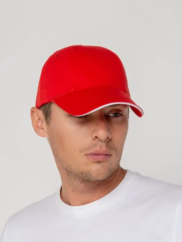 Бейсболка Canopy, красная с белым кантом Бейсболка Canopy, красная с белым кантом