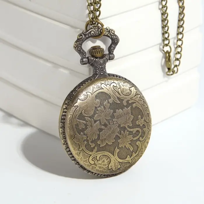 Часы карманные &laquo;Бронзовый каркас&raquo;, кварцевые, циферблат d=4.5, на цепочке 80 см