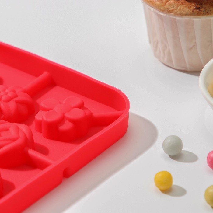 Форма для леденцов Доляна «Летний полдень», силикон, 12,5×12,5×1,5 см, 8 ячеек (2,7×2,7 см), с палочками, цвет МИКС Форма для леденцов Доляна «Летний полдень», силикон, 12,5×12,5×1,5 см, 8 ячеек (2,7×2,7 см), с палочками, цвет МИКС