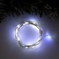 Гирлянда &laquo;Нить&raquo; 5 м, роса, IP20, серебристая нить, 50 LED, 2 режима, от батареек AAх3, свечение белое