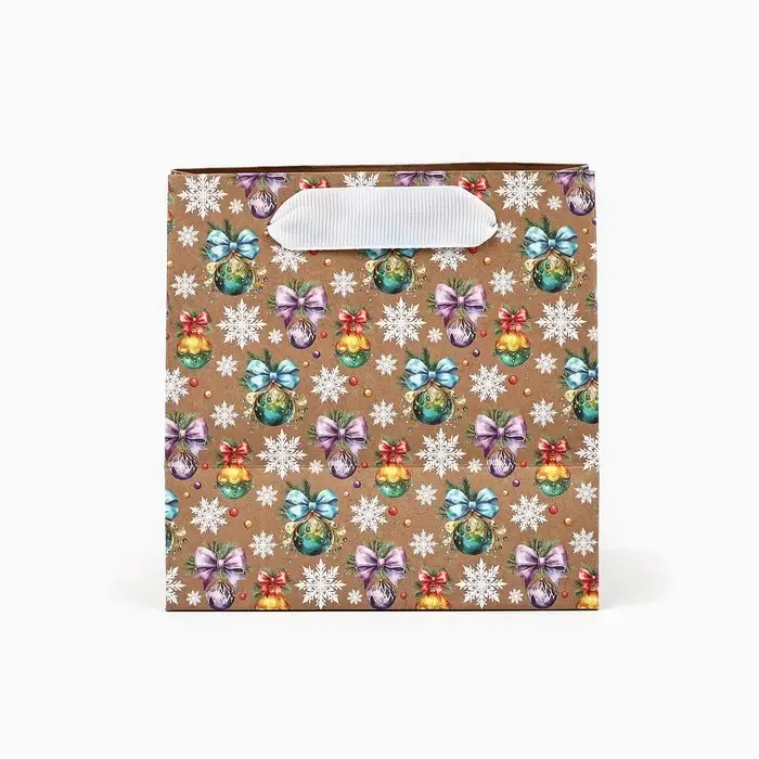 Пакет подарочный новогодний крафтовый квадратный «Ёлочка с подарками», 14 х 14 х 9 см Пакет подарочный новогодний крафтовый квадратный «Ёлочка с подарками», 14 х 14 х 9 см
