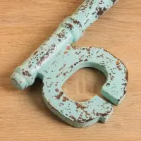Сувенир «Ключ от счастья», 21×4.5×50 +/- 3 см, дерево, зелёный