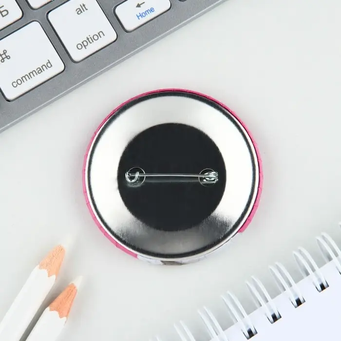 Значок«Творческая личность», d=5,6 см Значок«Творческая личность», d=5,6 см