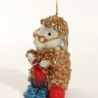 Свеча новогодняя "Овечка со спицами" 6х6х9,5 см, золотой