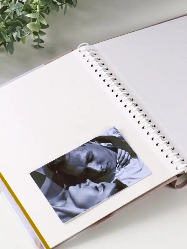 Фотоальбом 10 магнитных листов Фотоальбом 10 магнитных листов "Ванильная роза" 23X28см, пер-т внутр.спираль