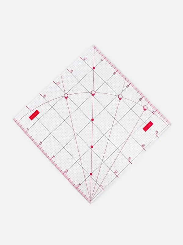 Линейка для квилтинга и пэчворка, с отверстиями, 30&times;30 см, розовая