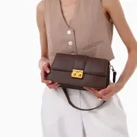 Сумка женская мессенджер TEXTURA на клапане, 26&times;8.5&times;14 см, коричневая